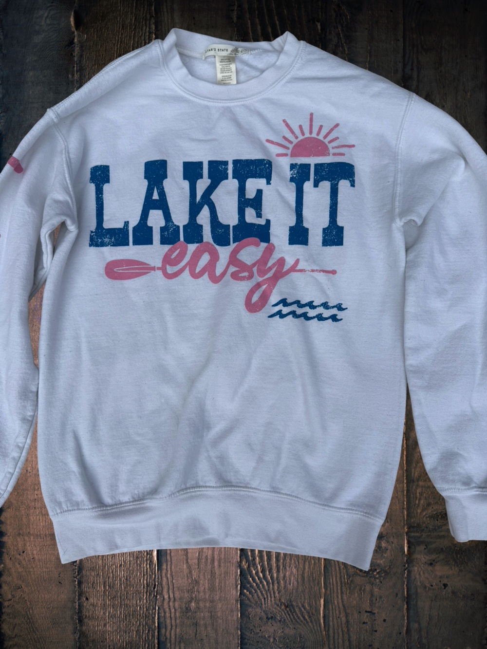 Altar'd State Lake It Easy Crewneck Sweatshirt XXS/XS White Pink Blue Graphic